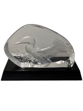 Vintage Large Signed Mats Jonasson Etched Duck Bird Lead Crystal Sweden. Signed